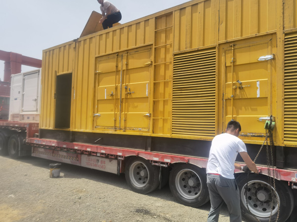栖霞发电机出租100KW发电机需要什么规格的电缆线？