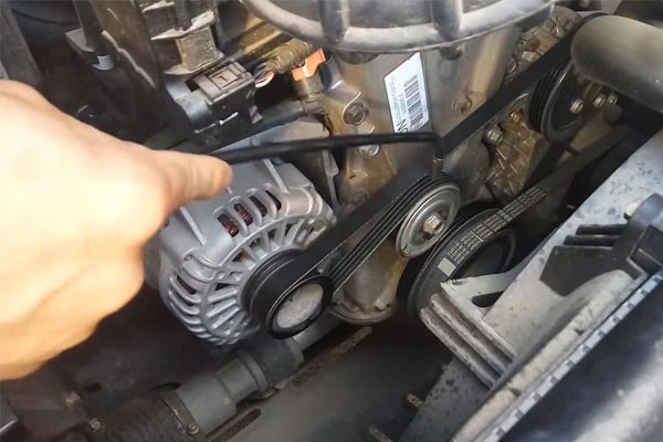 栖霞转速传感器的工作原理是什么？