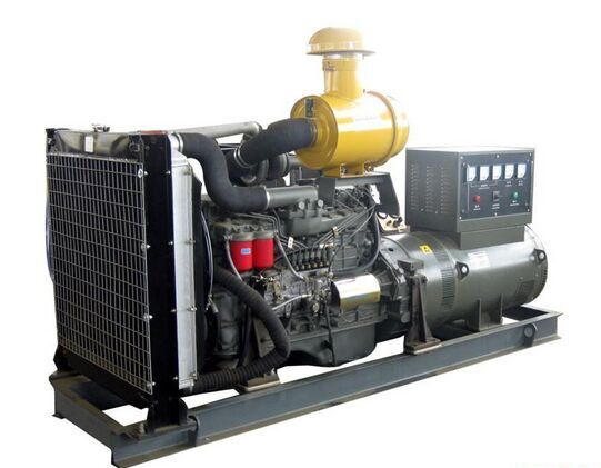栖霞汽油发电机组冬季保养时,燃油系统需要注意什么?